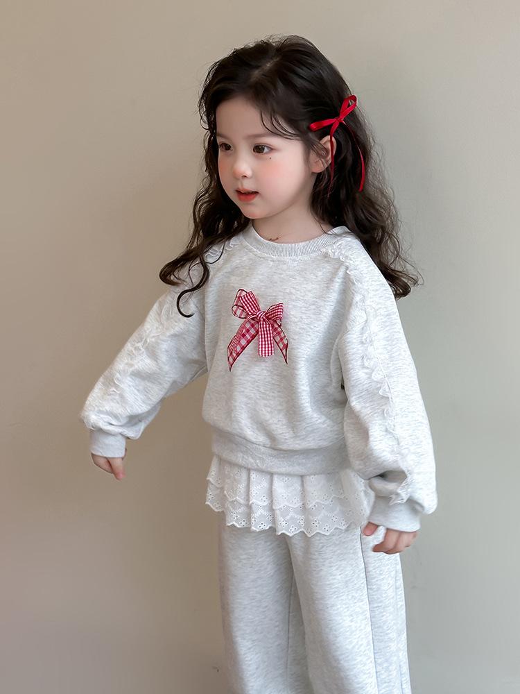 2025 Bow Lace Girls' Sporty Two-Piece Sweatshirt Set for Spring and Autumn