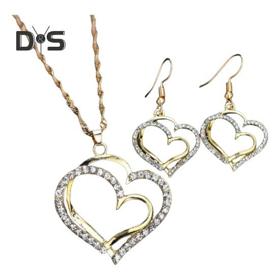 

1 комплект женских ожерелий и серег, комплект из ажурных сердец в форме сердца со стразами, серьги-подвески для выпускного вечера, ожерелье на ключицу, свадьба, свидание золотистый