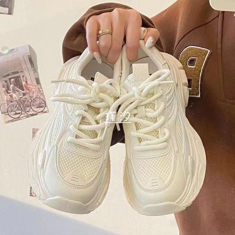 

Белые сетчатые кроссовки в гонконгском стиле, дышащие, весенние, новые, на толстой подошве, маленькие папины кроссовки 35
