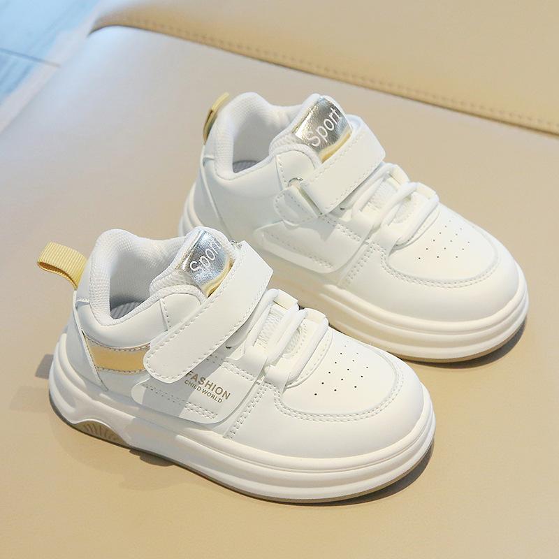 Children's sports shoes 2025 spring and autumn new girls' little white shoes high-top boys' casual board shoes soft-soled baby shoes list