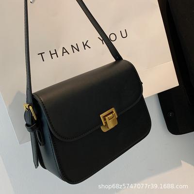 High-end Tofu Bag Temperament Women's Bag 2025 New Fashion Commuter Bag Niche Design Crossbody Bag Small Square Bag