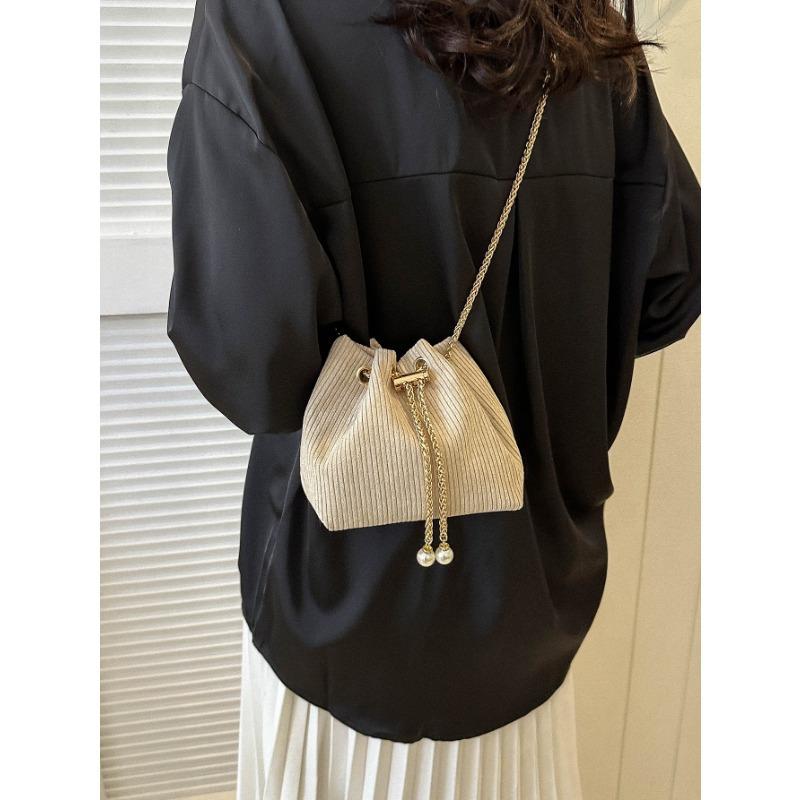 Fashion Solid Color Hollow Out Woven Chain Drawstring Mini Crossbody Bucket Bag