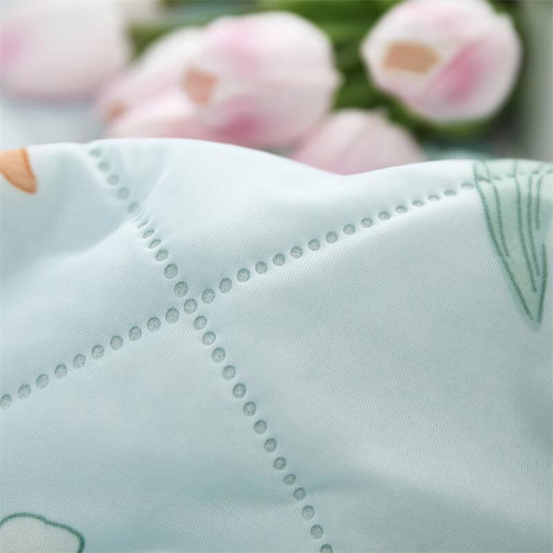 Donner Cooling Summer Quilt