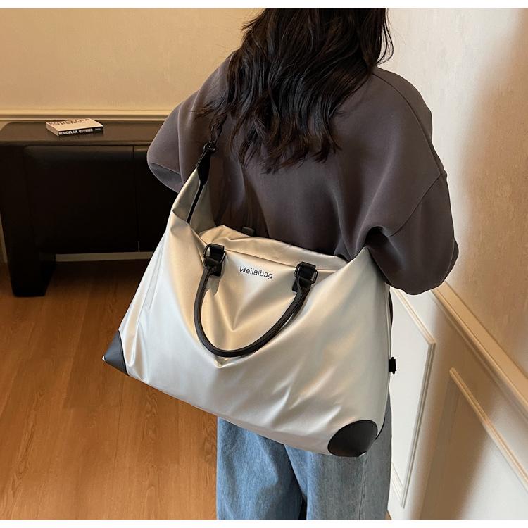 Women's Large Capacity Travel Bag with Wet/Dry Separation for Short Trips and Fitness