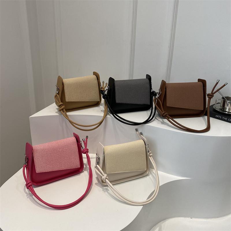 Chic And Stylish 2024 Korean Women's Handbag Color Block Design Shoulder Bag