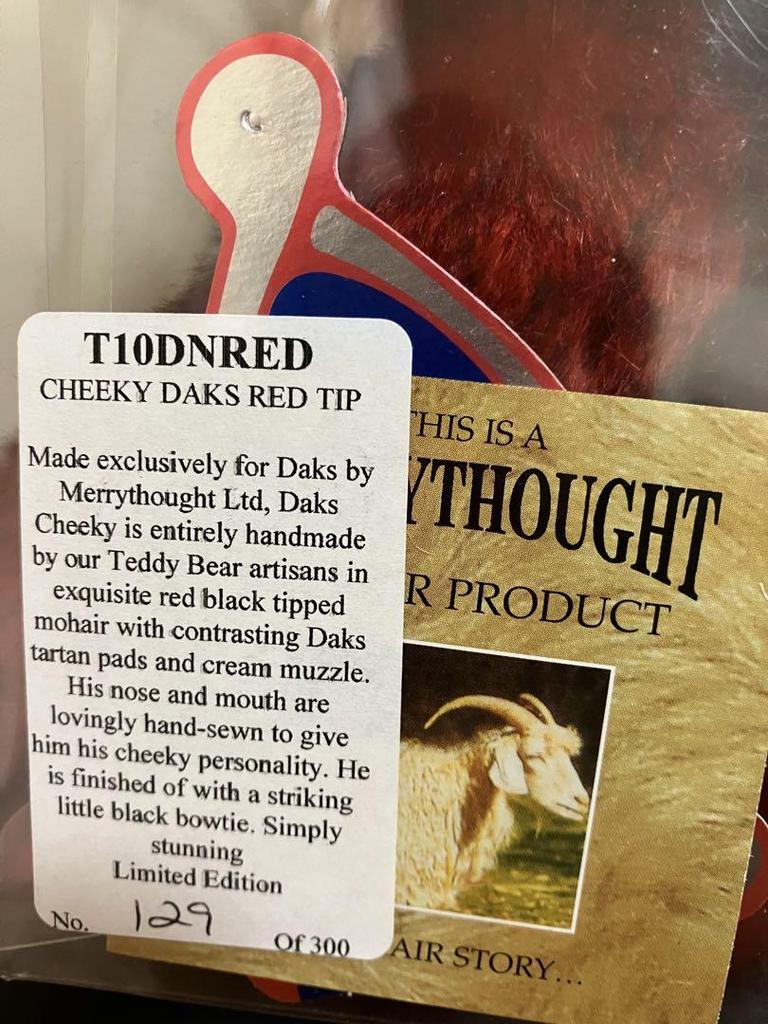 [USED] DAKS Teddy Bear Red