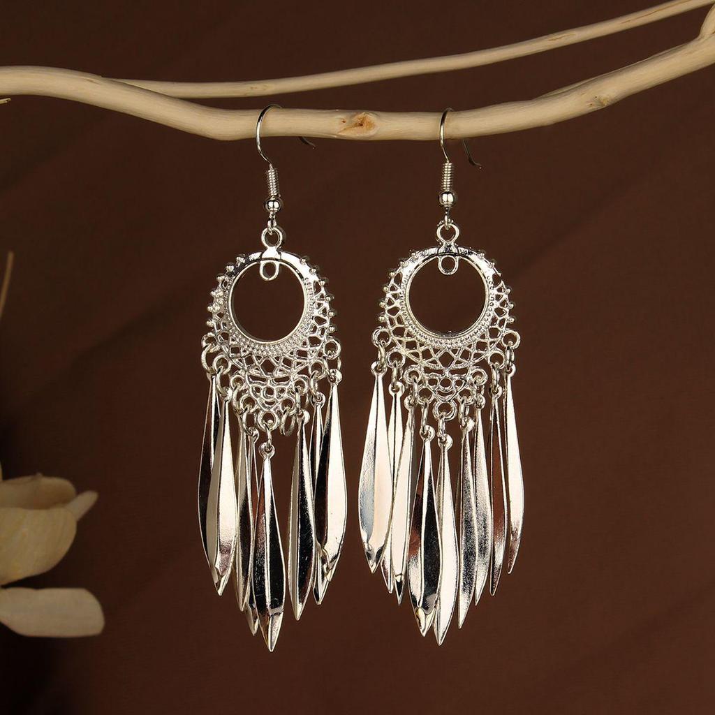 Retro Miao Silver Tassel Earrings: Ethnic Yunnan Long Dangle Women's Jewelry