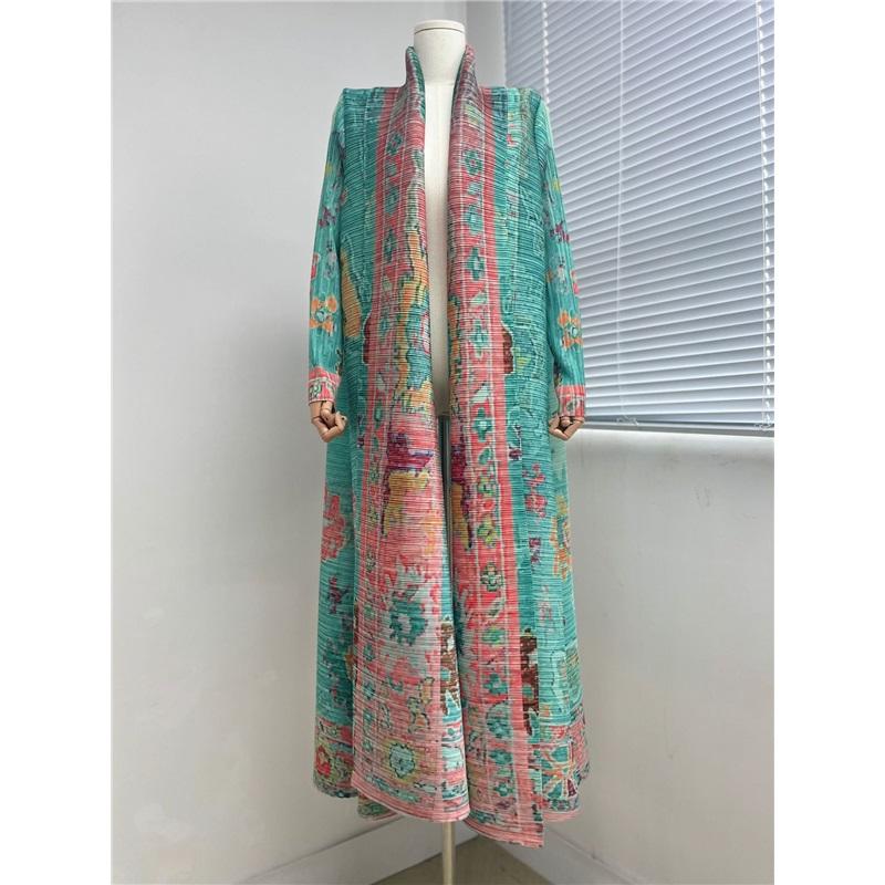 Long Gown Pleated Fall Models Versatile Trench Coat Coat Cape Print Women's Fashion