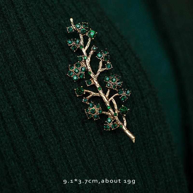 Cute Fashion Animal & Fruit Lapel Pin Brooch Badge for Backpack
