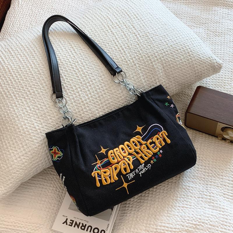 

Niche design fashionable and simple foreign style tote bag 2024 new large-capacity retro and beautiful commuter underarm bag чёрный