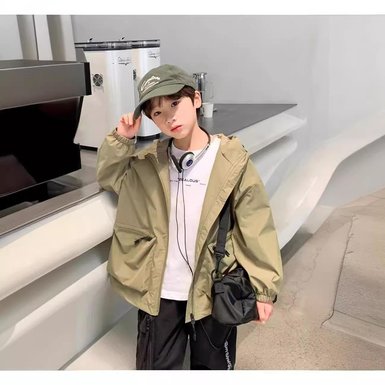 

Мальчики Пальто Куртка Хлопок Верхняя одежда Ветровка Классическое Весенне-осеннее Пальто Высокое Качество Детская Теплая Одежда 150 хаки