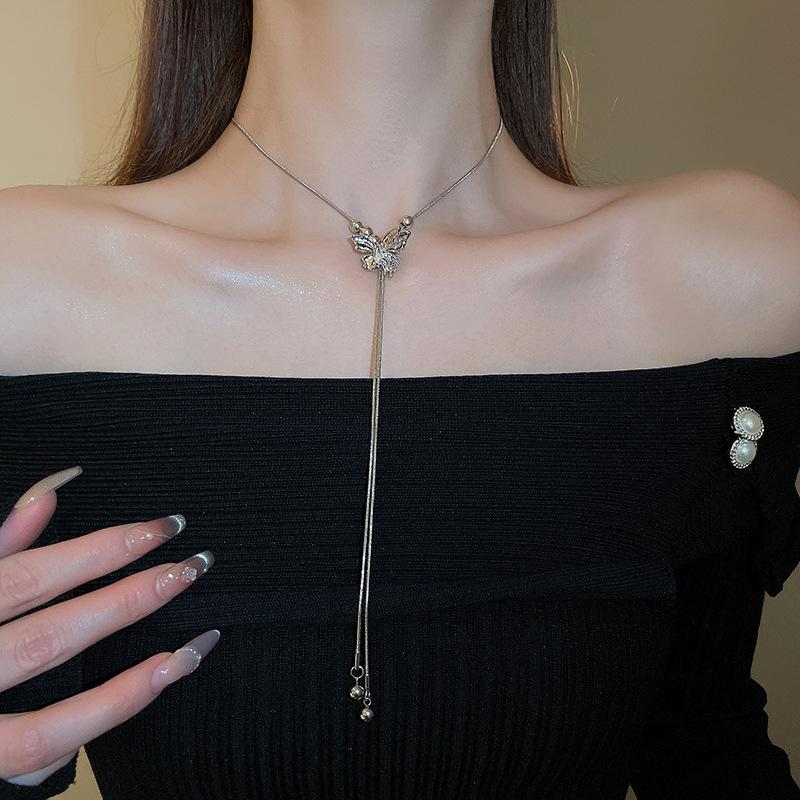 Simple butterfly adjustable necklace niche versatile light luxury sweater chain women's high-end fashion temperament jewelry