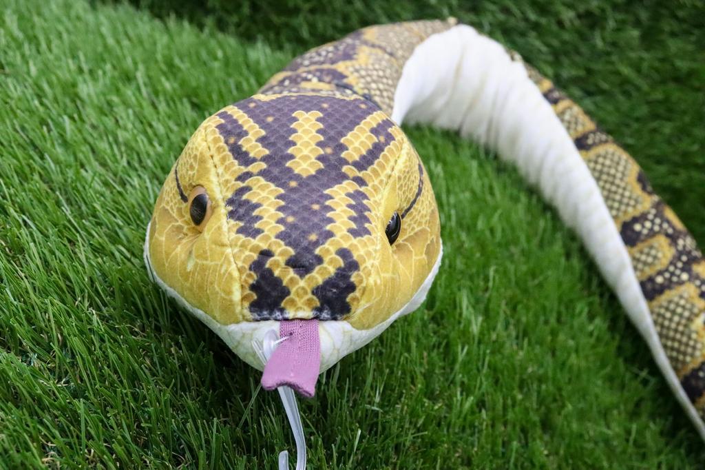 Takeoff Hub Realistic snake stuffed toy