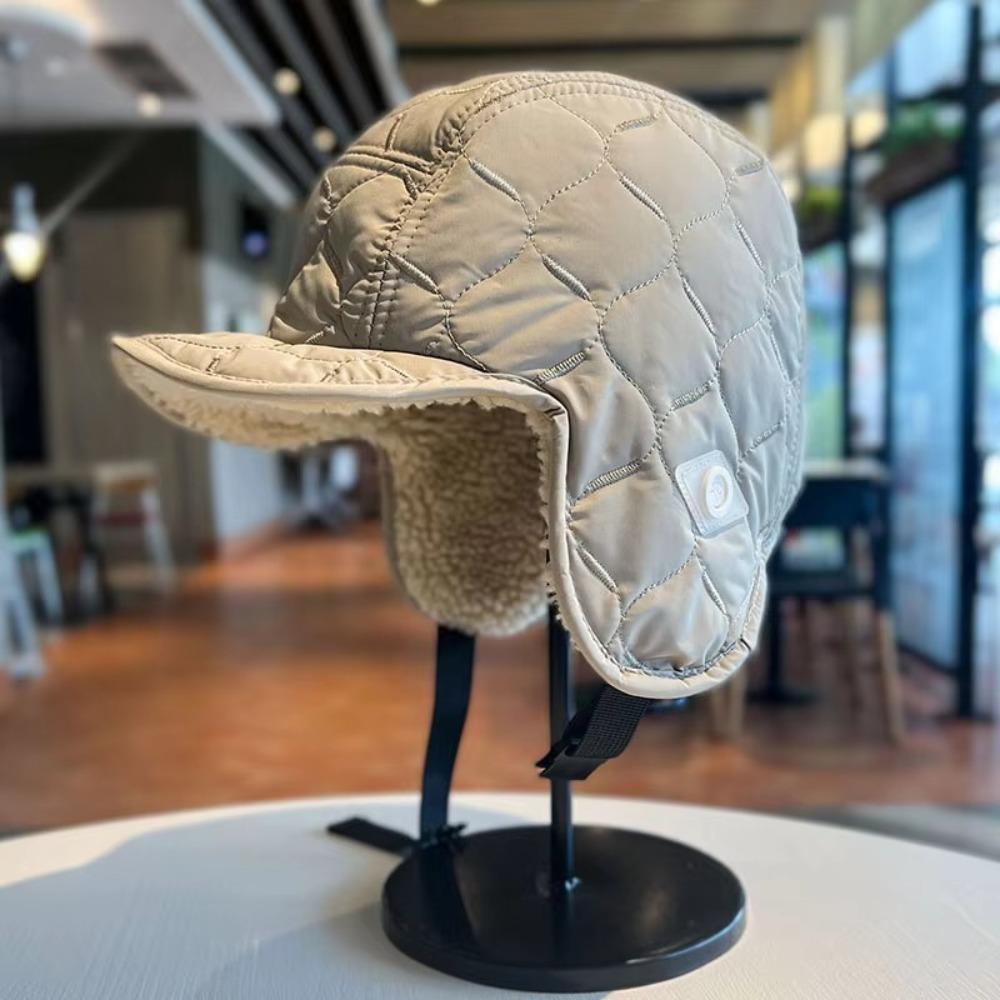 Thickened Lamb Wool Lei Feng Hat Ear Protection Winter Cap Fashion Bomber Hats  Men and Women