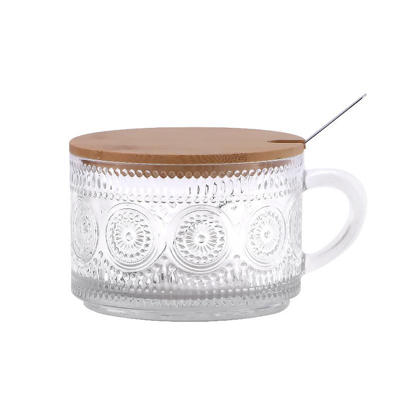 Wholesale clear Vintage Breakfast Embossed Glass Coffee Mug Iced Coffee Cups Oats Container with Lid and Spoon 450ml