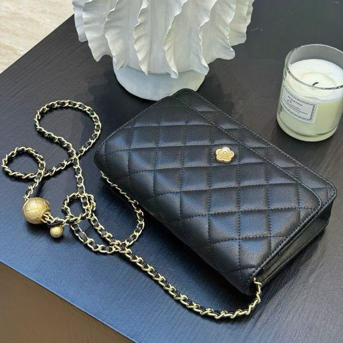 Xiaoxiangfeng camellia woc fortune bag golden ball chain shoulder messenger bag genuine leather rhombus flower small square bag female