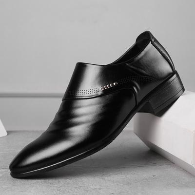 2025 Newest Business Men Oxfords Shoes Set of Feet Black Brown Male Office Wedding Pointed Men's Leather Shoes Men Wedding Shoes