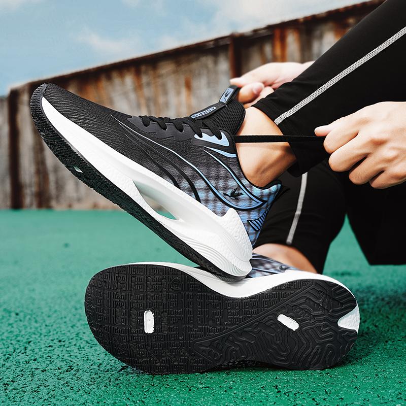 Fashion Men's Breathable Mesh Sports Shoes Summer Non-slip Soft-sole Outdoor Casual Running Shoes Student Light Sneakers Walking Shoes