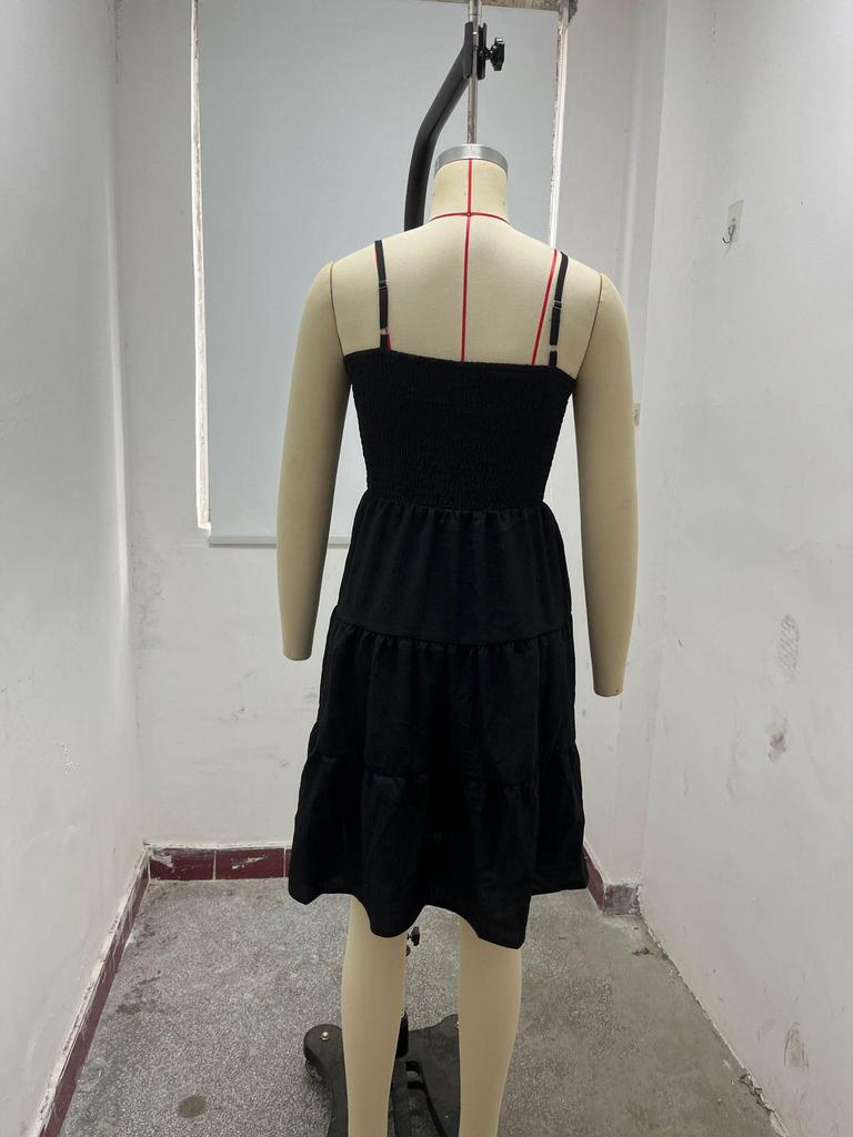 2024 Damen One-Shoulder Dünne Träger Texturiertes Kleid - Einfarbige, Vielseitiger Sommerstil