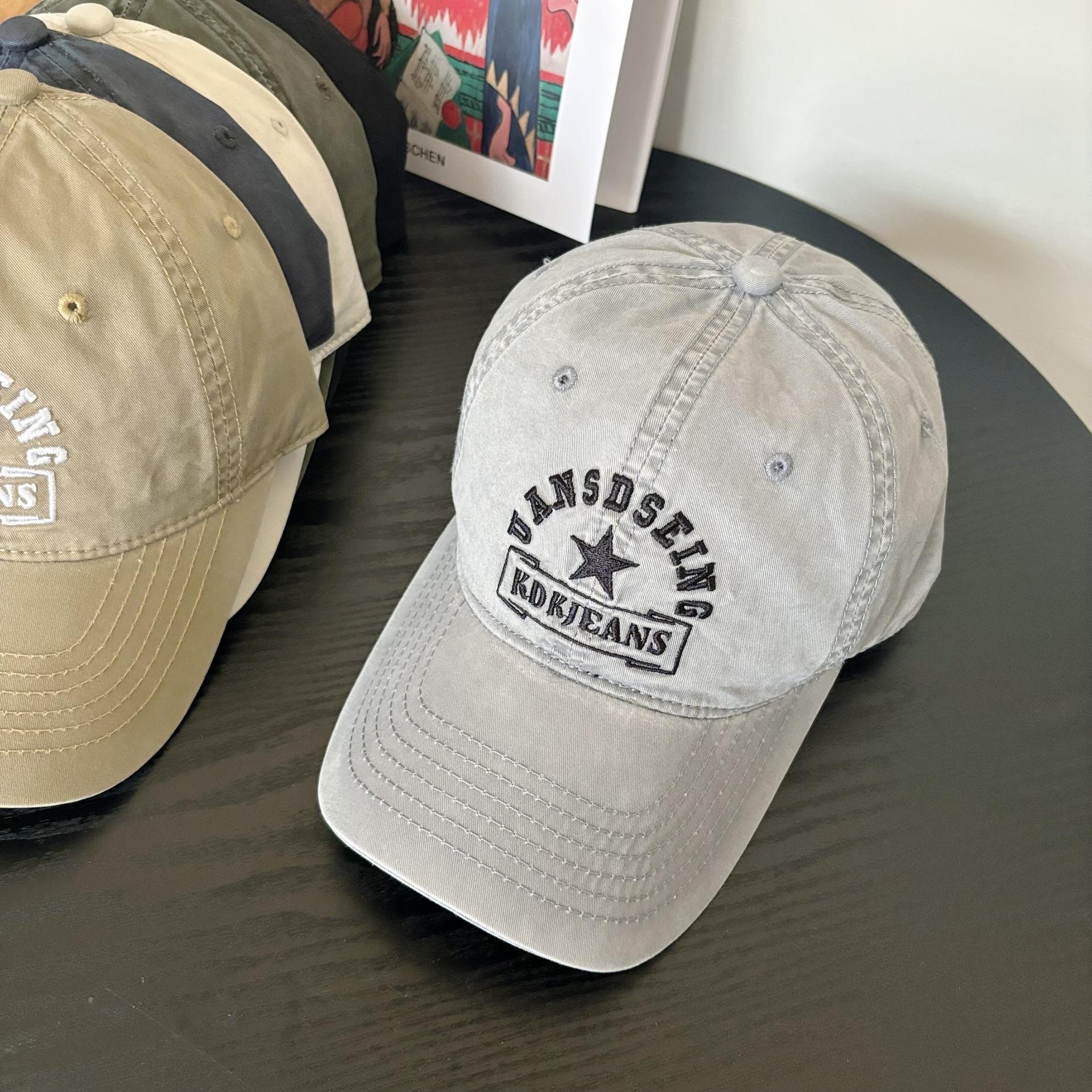 

Бейсболка женская новинка 2025 года, вышитая кепка, весенне-летняя универсальная маленькая солнцезащитная шляпа, солнцезащитная шляпа M（56-58cm） серый