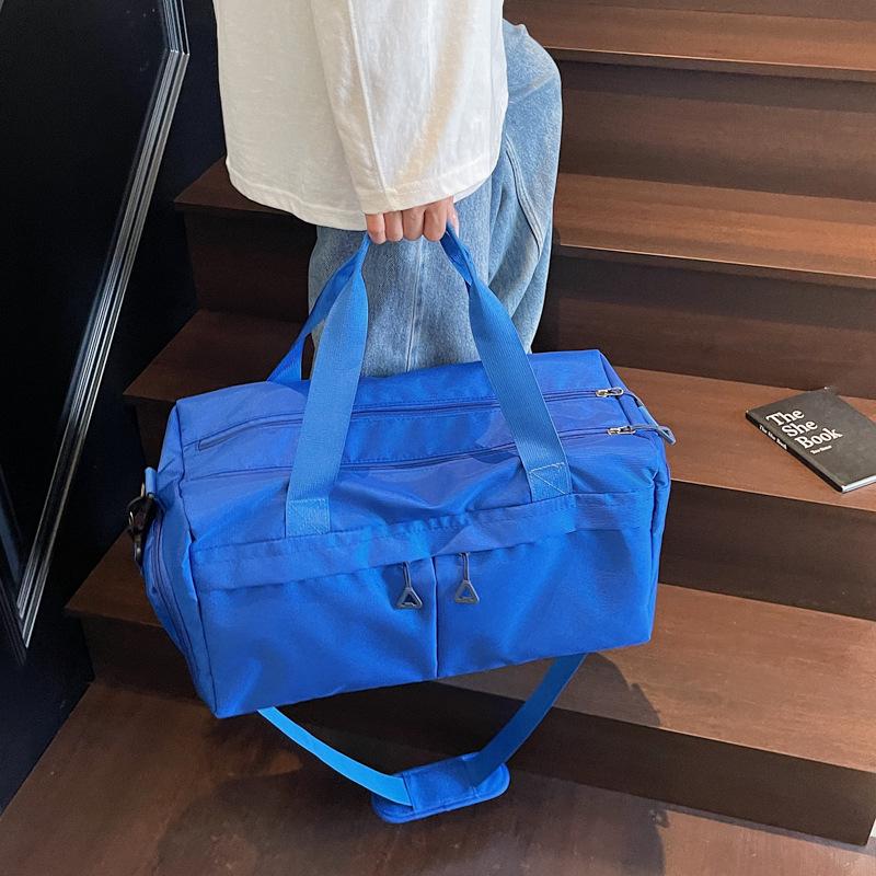 Women s Large-Capacity Waterproof Sports & Travel Bag with Wet/Dry Separation