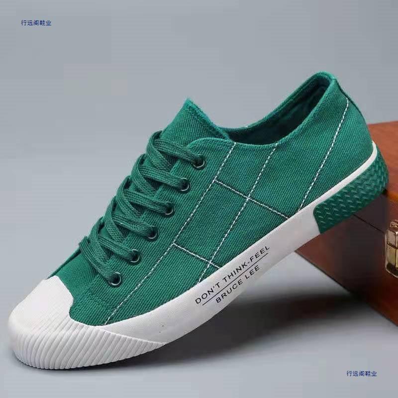 Men's shoes are breathable in , lazy canvas trendy shoes, casual board shoes, versatile men's work cloth shoes