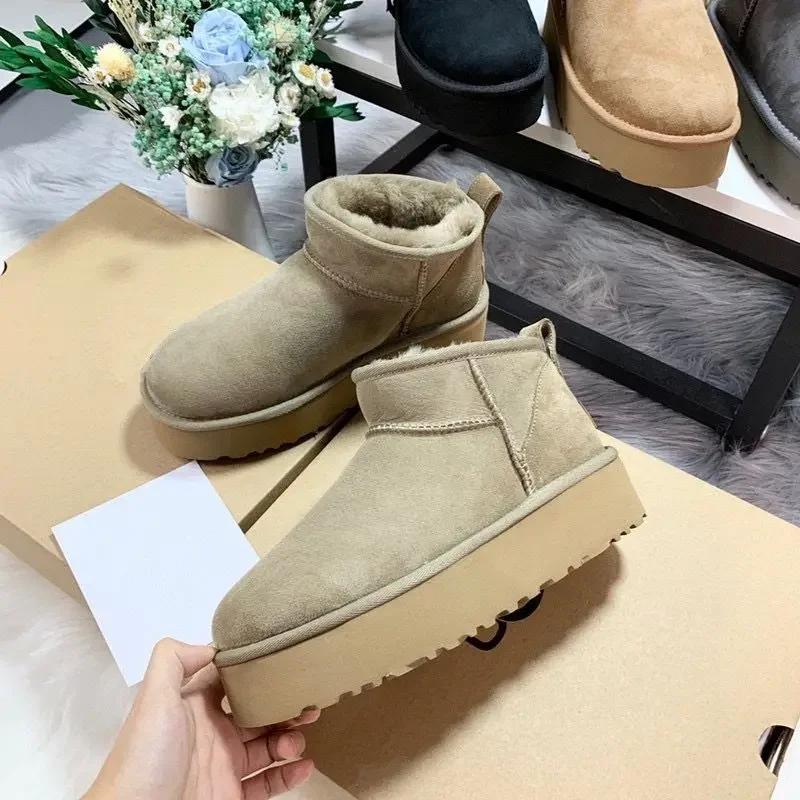 Anti-Slip Tazz Thick Bottom Mini Snow Boots Women's Winter Fleece Lined Warm Fur Slippers Toe Covering Slippers Cotton Shoes