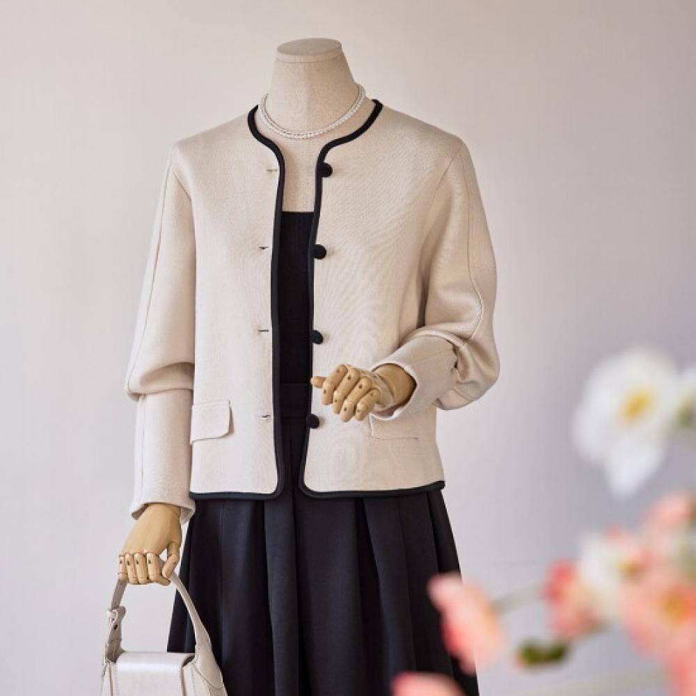 Customable Pintuck Sleeve Button Jacket T2503jk603a