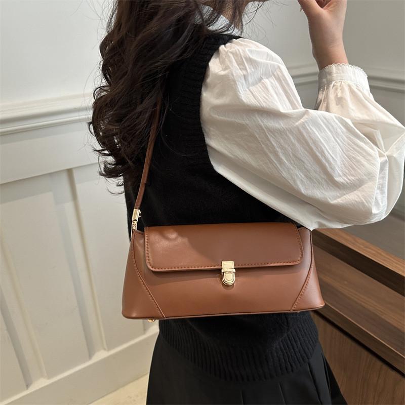 Modern Pu Small Clutch Bag With Top Flap For Daily Casual Use