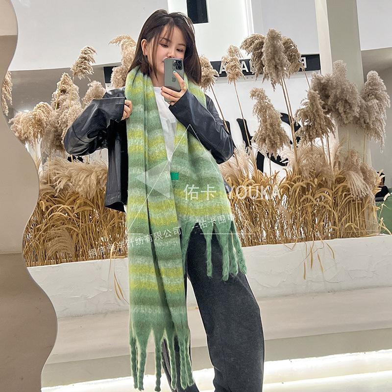 New simple and high-end scarf thickened warm fringed plush shawl autumn and winter versatile plaid scarf
