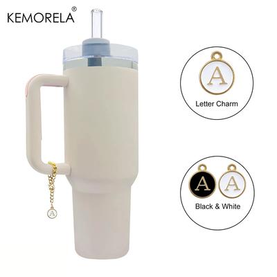 2 Stück 26 Buchstaben A bis Z Anhänger Goldkette Zubehör für Eisbecher 20 30 40 oz Glasbecher mit Griffen