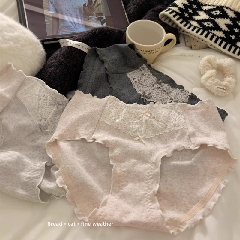 Women in The Spring and Autumn Bud Silk Cotton Antibacterial Briefs