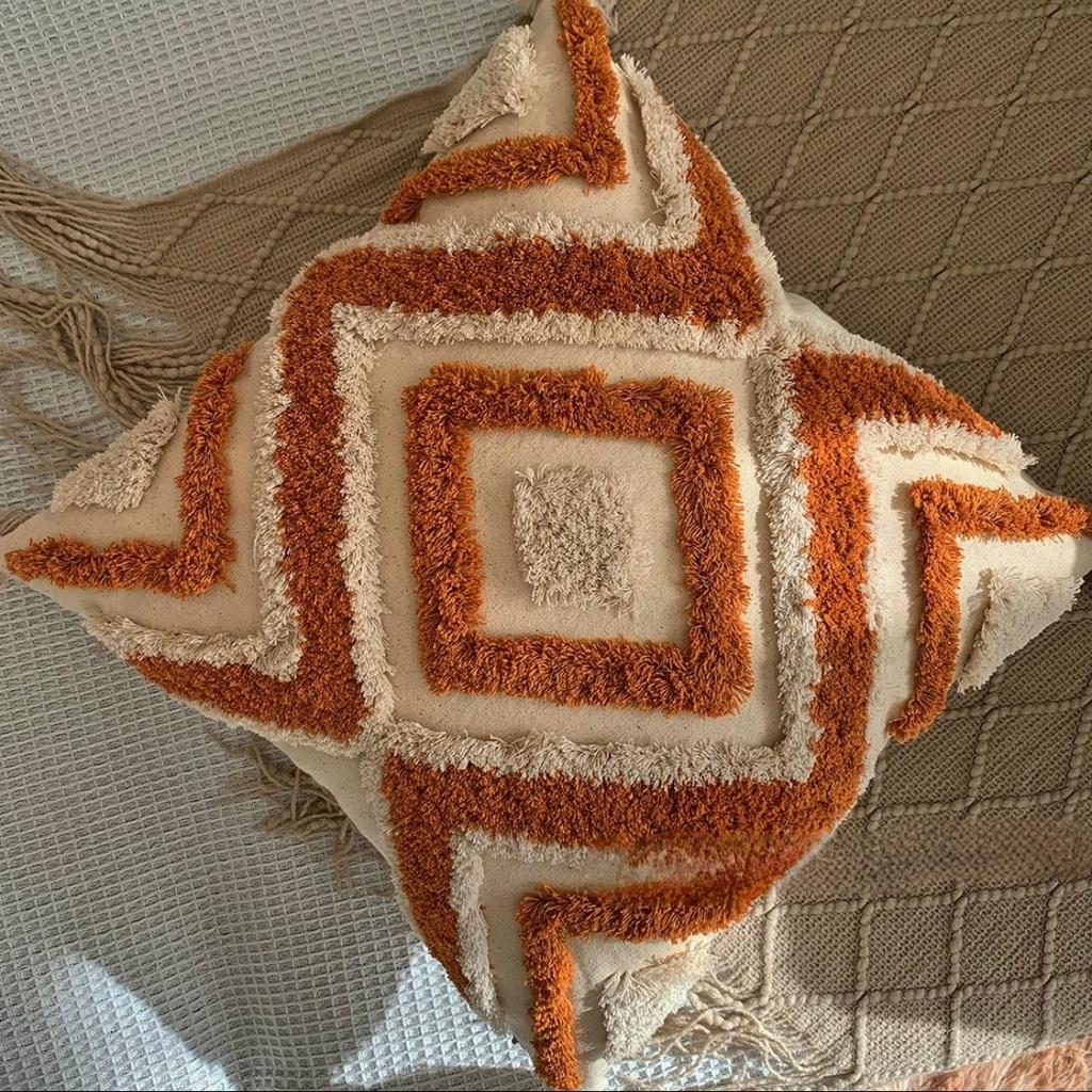 Bohemian Vintage Nordic Pillowcase Embroidered Tufted Decorative Sofa Cushion Covers Luxury Sofa Fringe Pillow Covers 45X45