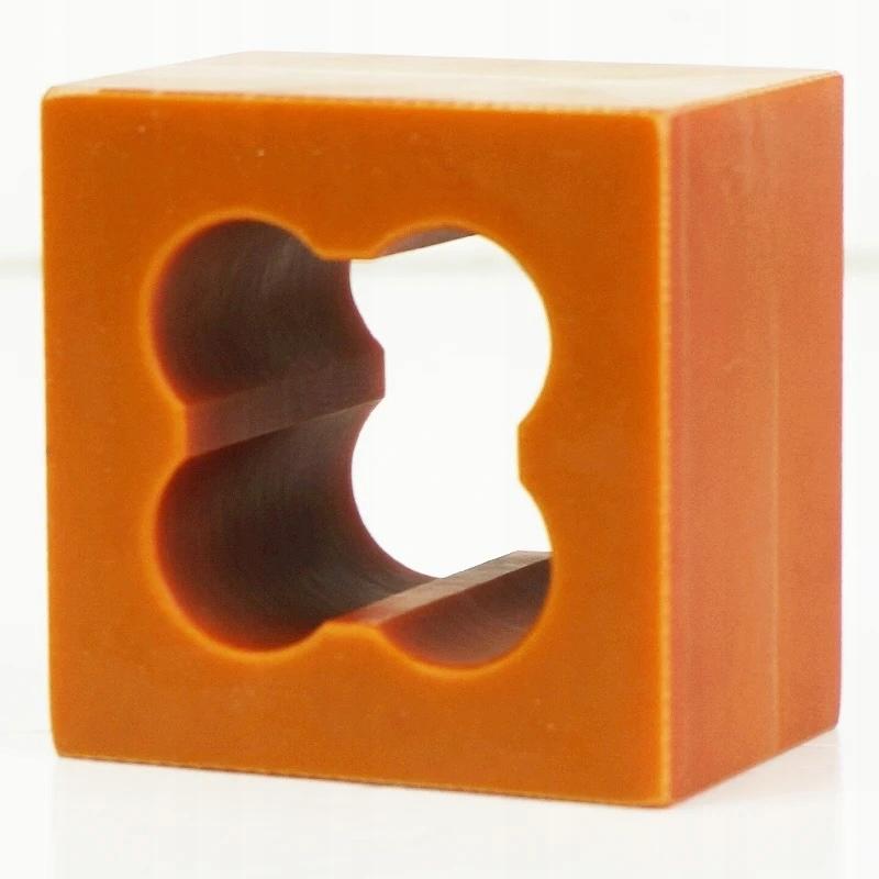 Rosfix Forma Do Zgrzewania 4 Akumulatorów 18650 – Stabilna Konstrukcja | Materiał: Bakelit | Efektywne Zgrzewanie Ogniw