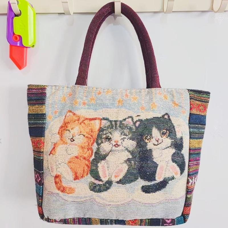 Canvas bag, women's large-capacity double-sided embroidered animal handbag, mommy bag, go shopping, handbag
