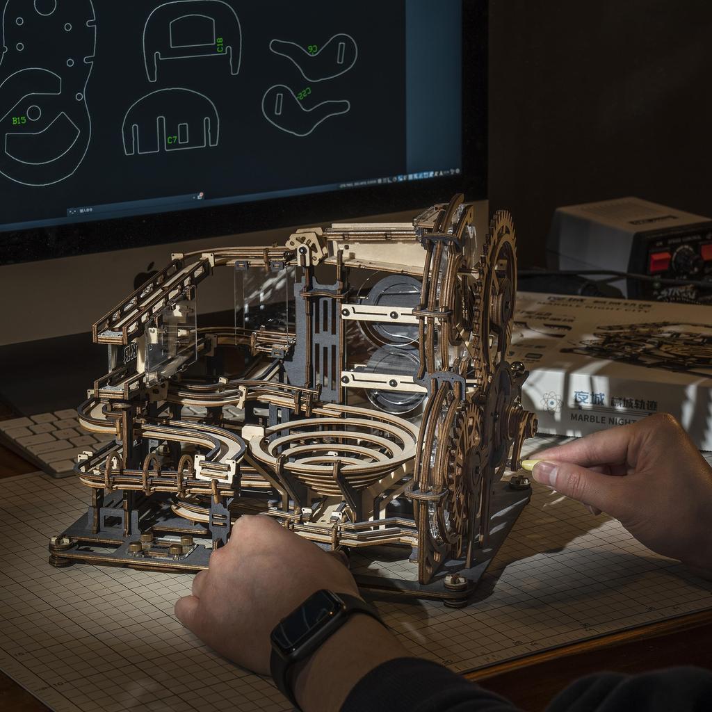 Moving 3D Wooden Puzzle Coaster Series Night with Japanese Instructions Tsukurundesu® (Marble City)