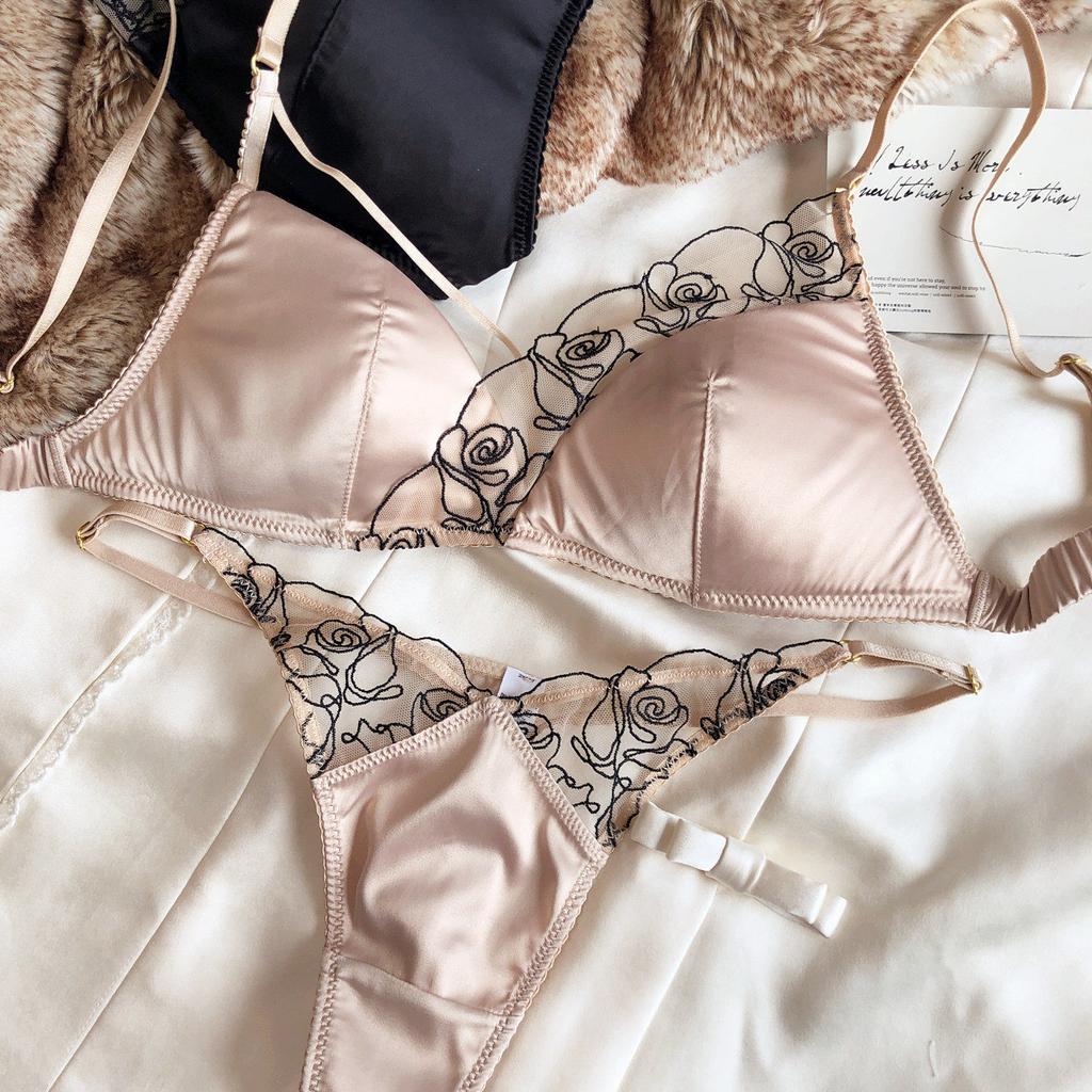 Summer Women Underwear Sexy Lace Embroidery Bra Set French Thin Cup Silken Wireless Bralette Ladies Lingerie Briefs With Thong