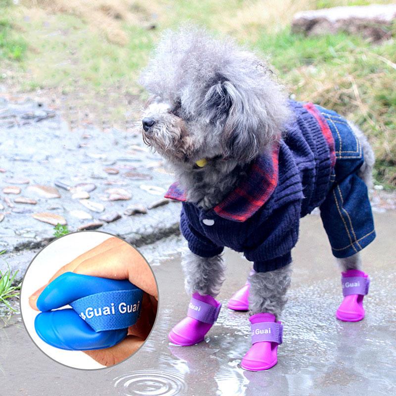 4Pcs Four Legs Waterproof Silicone Anti Slip Pet Shoes Wear-resistant Rain Shoes Soft Sole Jelly Color