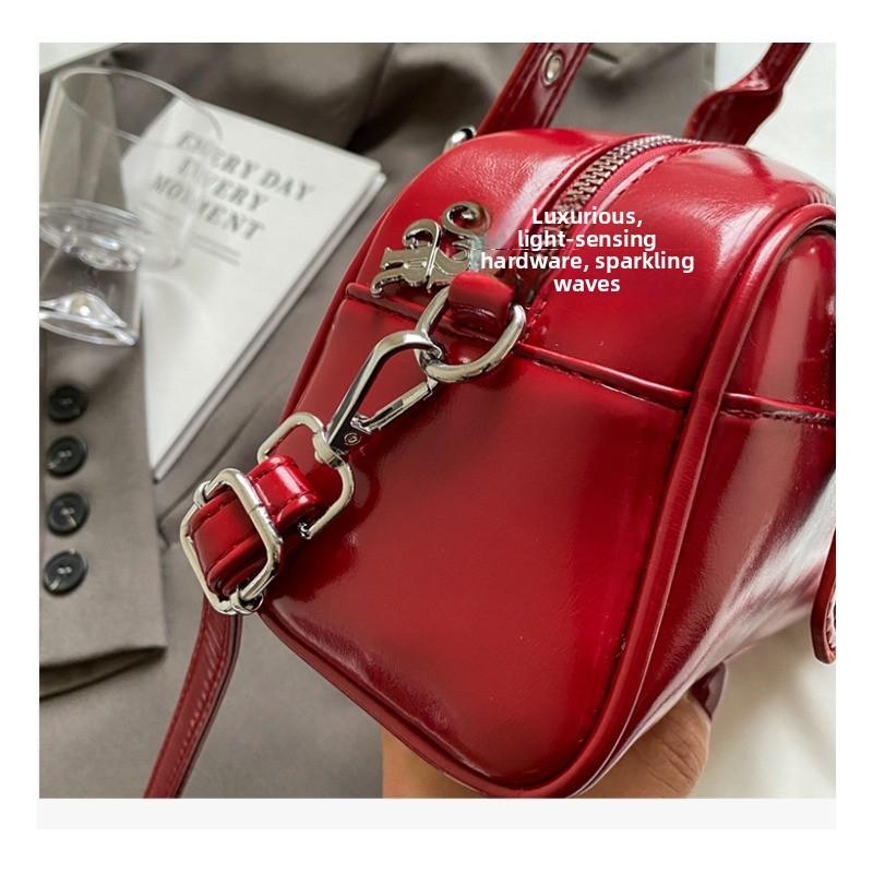 Bag Womens Messenger Bag Portable Premium Feeling Oil Wax Surface Shoulder Bag Simple And Retro