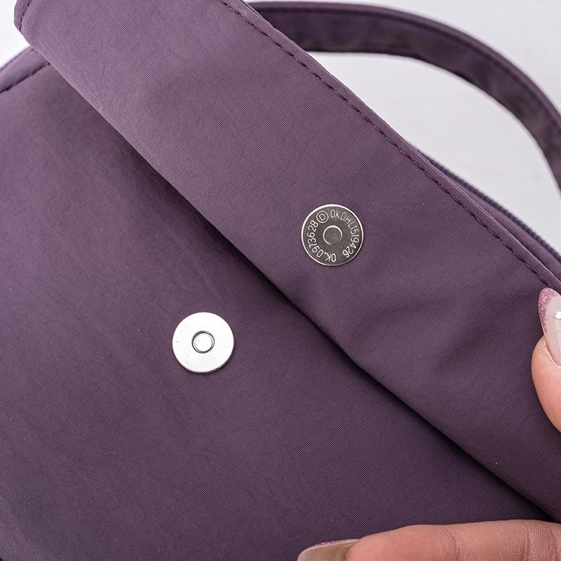Borsa a tracolla da donna tinta unita a spalla in nylon leggera piccola quadrata