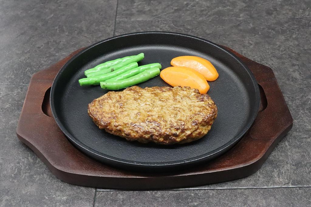 Asahi Gusseisen Steakplatte (mit Holzständer), 22cm Rund, Gewerbequalität