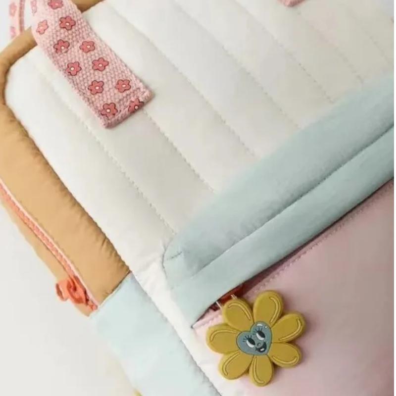 New Lightweight Children's Backpack Shopping Children's Cute Sunflower Pendant with Colorful Small School Bag