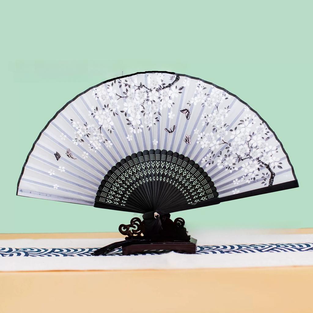 Japanese Folding Fan Handmade Decorative Kanagawa Wave Foldable Fan Handheld Vintage Hand Fans For Women Portable Folding F