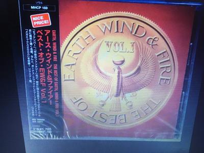 CD EARTH WIND & FIRE - Best of EW&F Vol.1 MHCP169 Sony Records In 2004 Japan ObiSoul/Funk Used