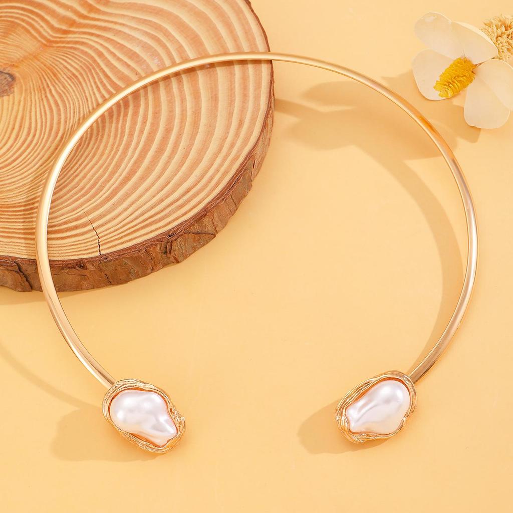Baroque Pearl Choker - European & American Style with Irregular Design, Simple Metal Open Necklace