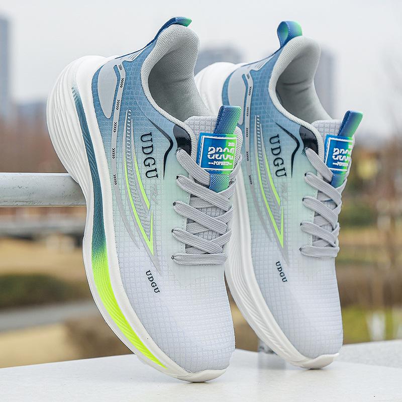 22. Running Shoes, New Ultra-light Soft-soled Sports and Leisure Shoes, Breathable Mesh Spring and Autumn Student Travel Shoes