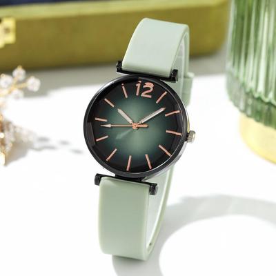 Elegant Rhombus Glass Women's Quartz Wristwatch with Silicone Strap