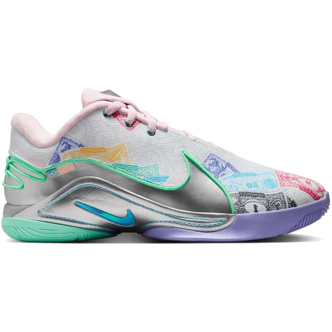 

Sneaker Nike LeBron 22 Monopoly (Solid Outsole)(FZ1098-100) 40.5