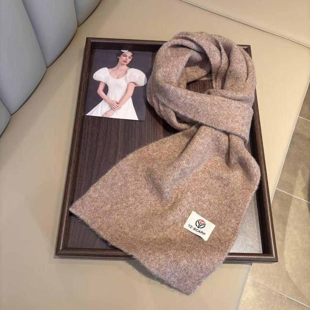 Sciarpa Lavorata a Maglia da Donna di Alta Gamma Monocolore Autunno/Inverno 2025 - Scaldacollo Versatile, Caldo, Ispirato al Natale per Studentesse