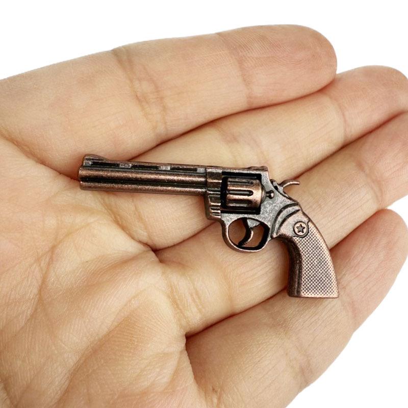 1/12 Dollhouse Mini Revolver Shooting Toy Dollhouse Figurines Soldier Scene Decoration Accessories Dolls House Photo Props